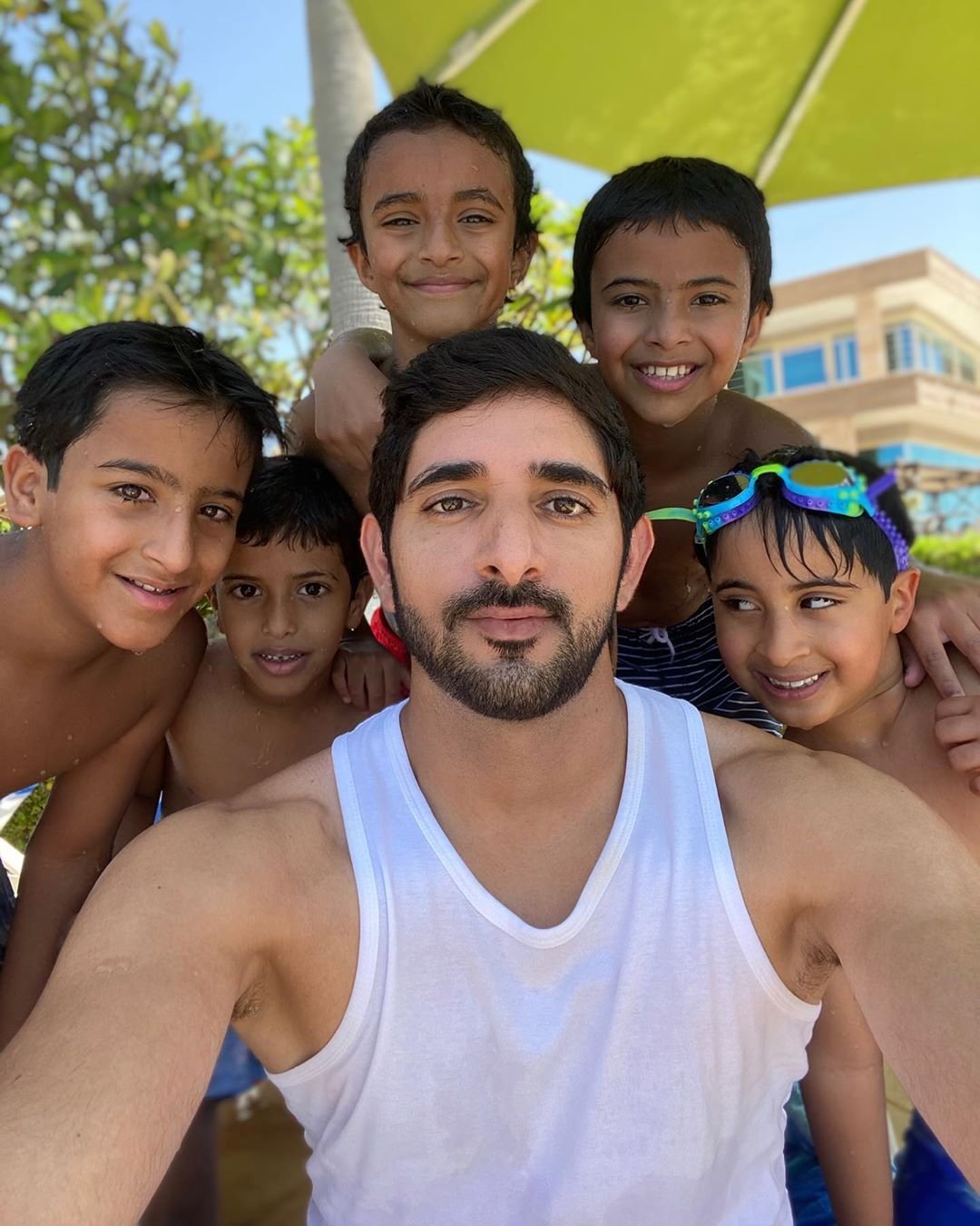 Dubai crown prince leaves His luxury car for a Bird to nest and hatched his eggs