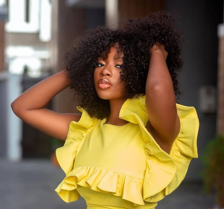 Diane Russet Slams Troll Who Said She Looks Like A Cancer Patient On Her New Haircut