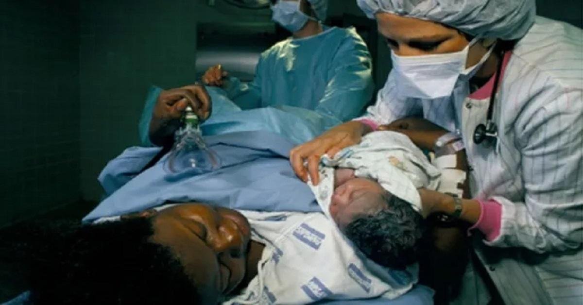 Video: How woman who died giving birth was miraculously revived by the newborn baby
