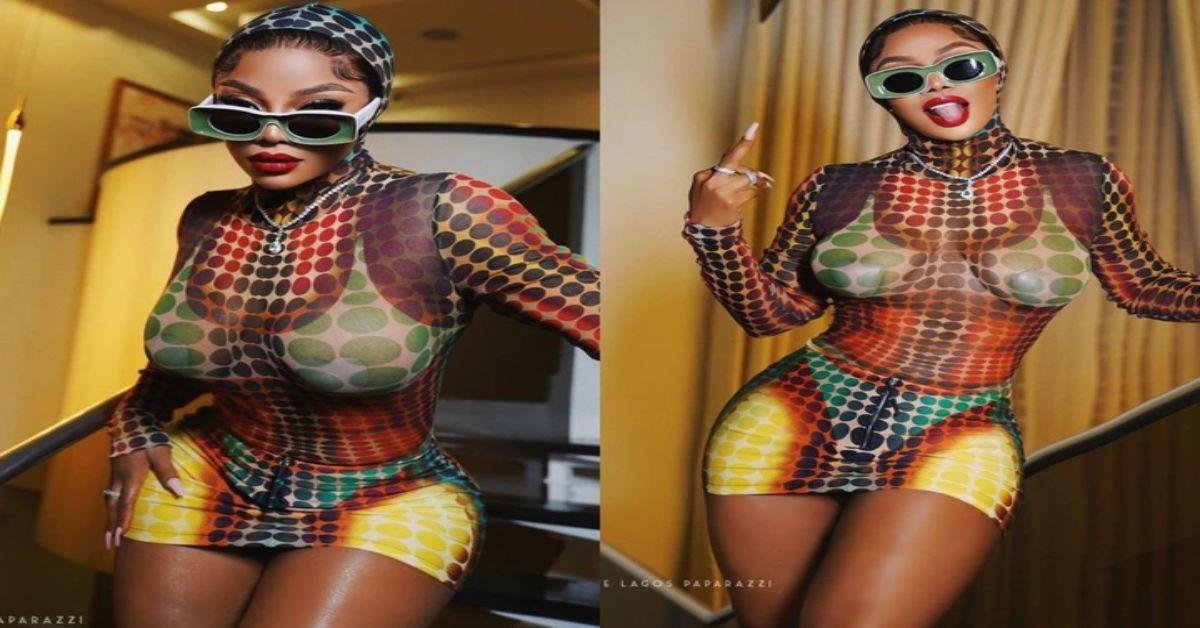 "All I Want For Christmas"- Saga, Bella And Chomzy React As Toke Makinwa Posts New Picture in Revealing Outfit