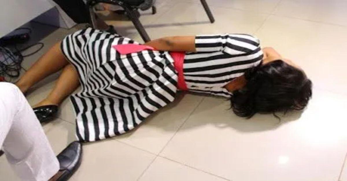 Lady colapses as she finds out the man she went to do hookup with for N200k is her fiance