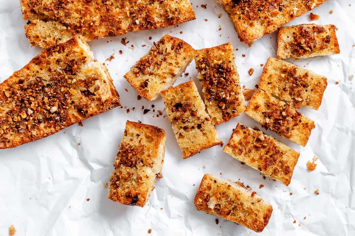 Easy Vegan Garlic Bread