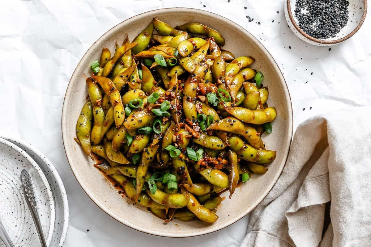 Quick Spicy Edamame [Chili and Garlic]